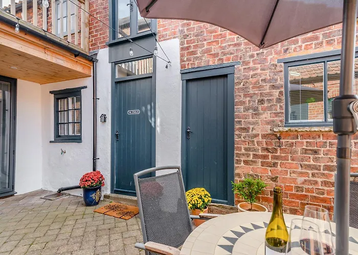 The Stables - Uk44766